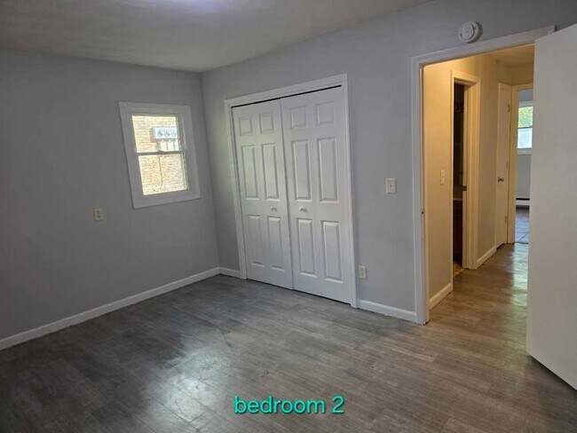 Building Photo - 130 S Clarendon