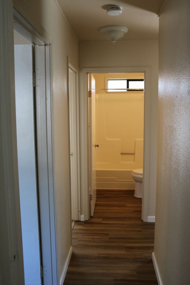 Building Photo - Affordable 3 bedroom on a quiet street