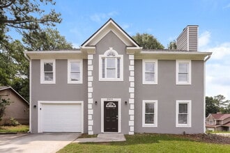 Building Photo - 2404 Boone Ct