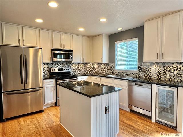 Building Photo - 22136 Wintergreen Way