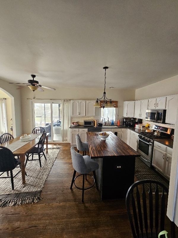 Building Photo - 492 Spring Ridge Dr