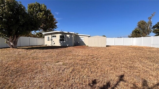 Building Photo - 21543 Kenyon Ave