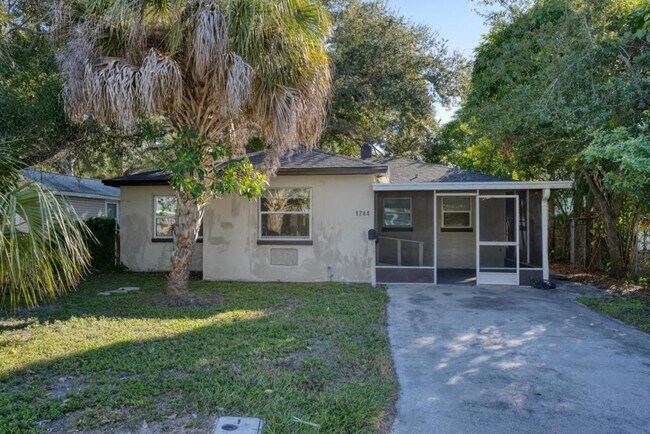 Building Photo - 1744 Granville Court S