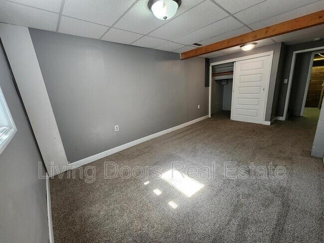 Building Photo - 1811 S 23rd St