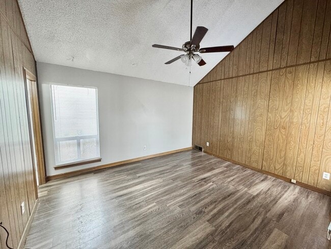 Building Photo - 3786 Tchulahoma Rd