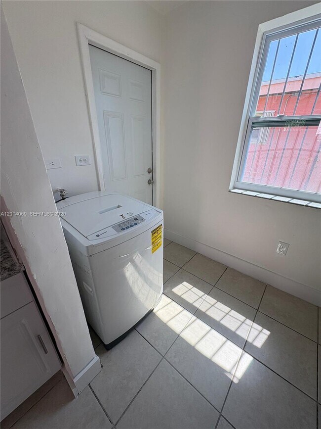 Building Photo - 1491 NW 56th St