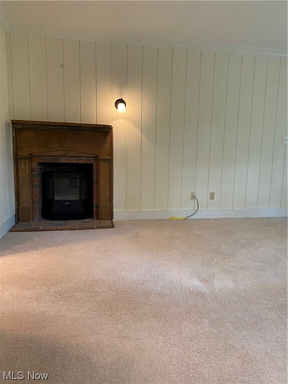 Building Photo - 10 Maple Ln