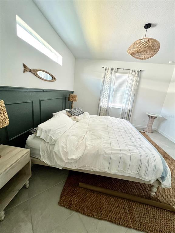 Building Photo - 8057 Shr Lk Dr