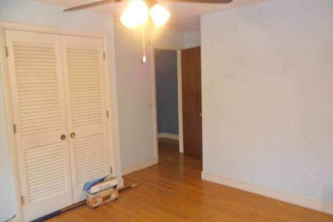 Building Photo - 295 Winter St