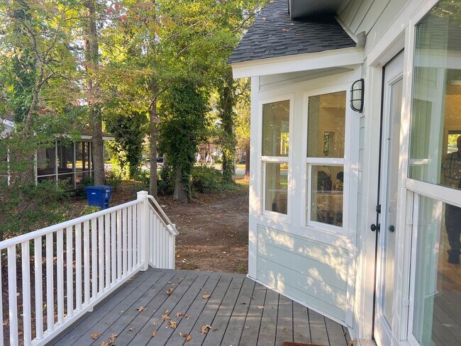 Building Photo - Pet Friendly, Remodeled Home in North Myrt...