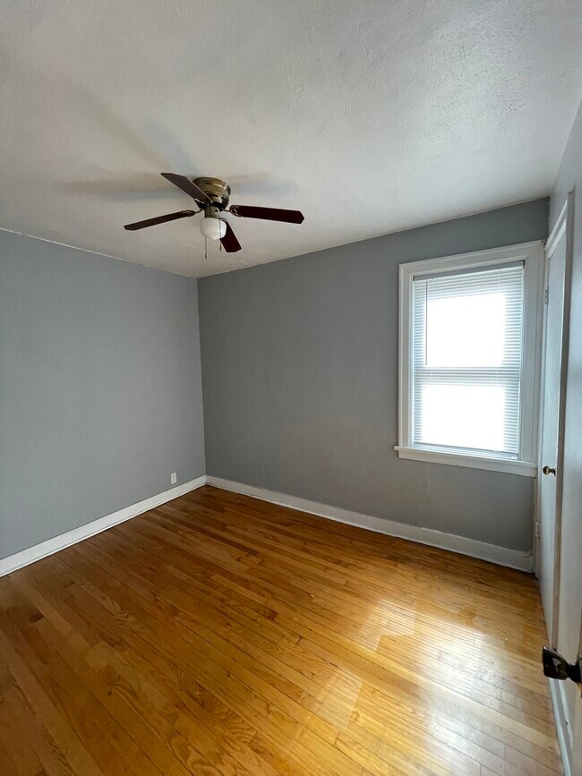 Second floor bedroom - 6119 S Wood St