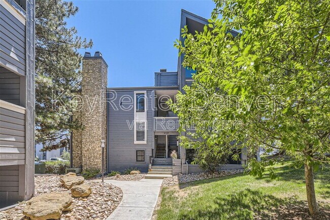 Primary Photo - 9727 E Peakview Ave