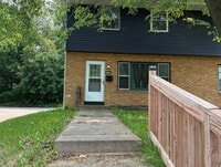 Building Photo - 1318 Circle Terrace Blvd NE