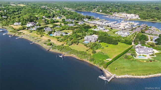 Building Photo - 61A S Bay Ave