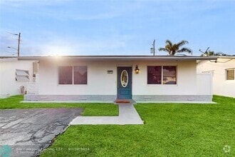 Building Photo - 4573 NW 19th Terrace