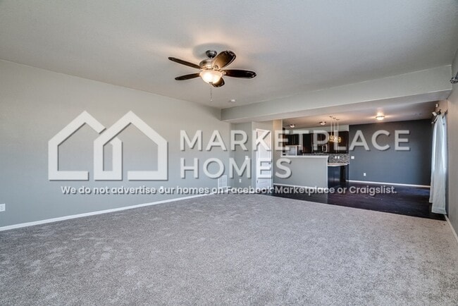 Building Photo - 9799 Desert Lily Cir