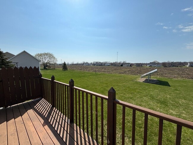 Building Photo - 4-bedroom, 2.5 bathroom unfurnished home in Saint Joseph