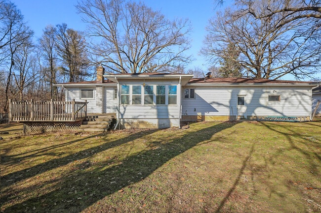 Building Photo - 1320 54th St SE