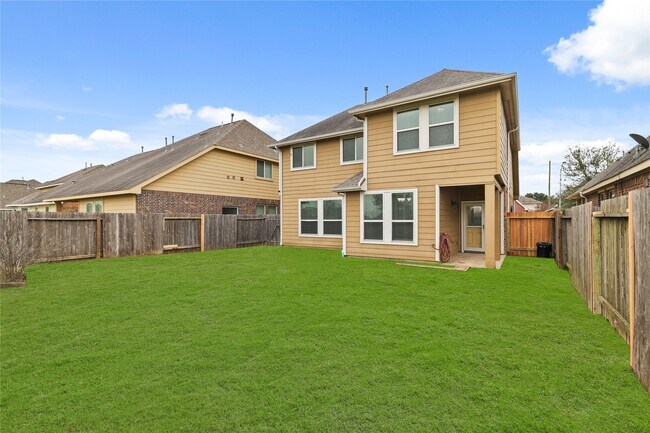 Building Photo - 21631 Rainfall Park Dr