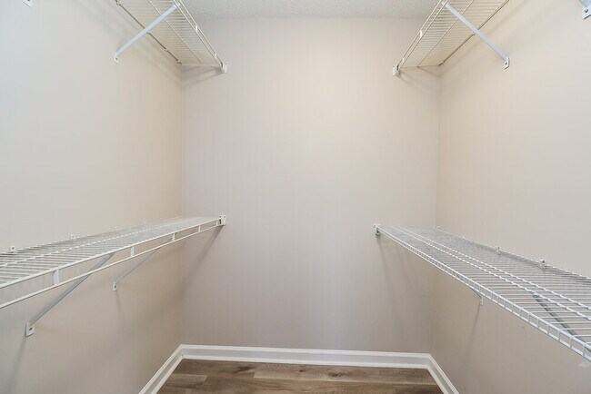 Building Photo - 9817 Ashley Farm Dr