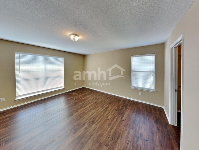 Building Photo - 3622 Melody Flds