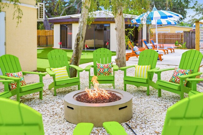 Building Photo - 11988 117th St N