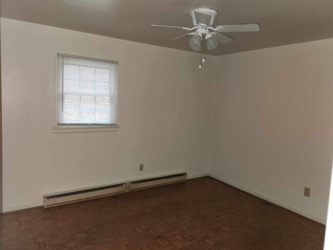 Building Photo - 2730 Forest Hill Ave NW