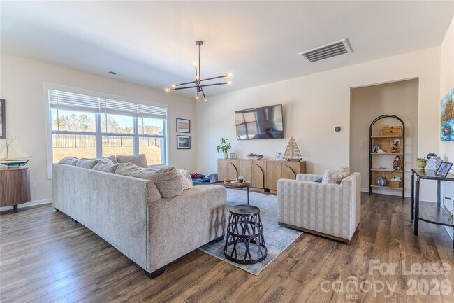 Building Photo - 4471 Dover Ct