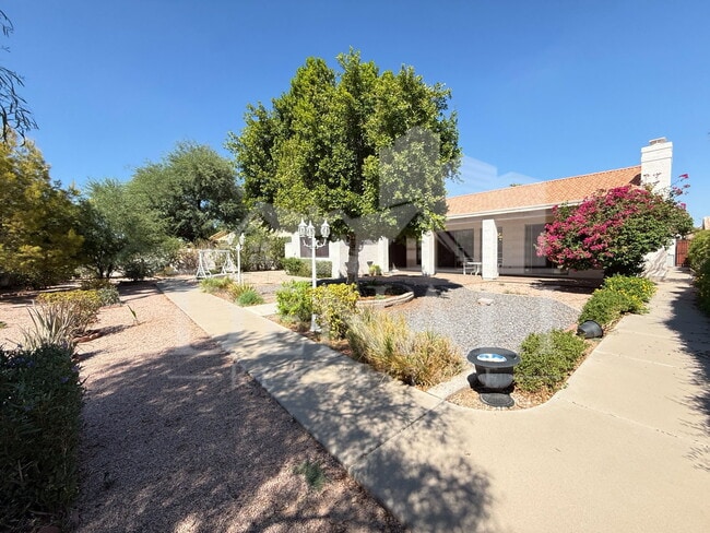 Building Photo - 23906 S Sunland Ct