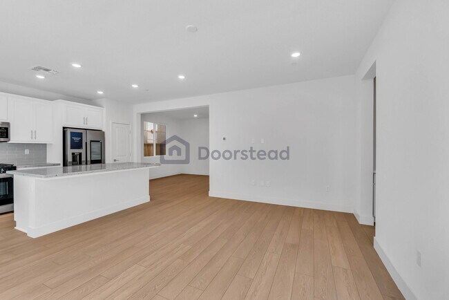 Building Photo - 7268 Wishwood Pl