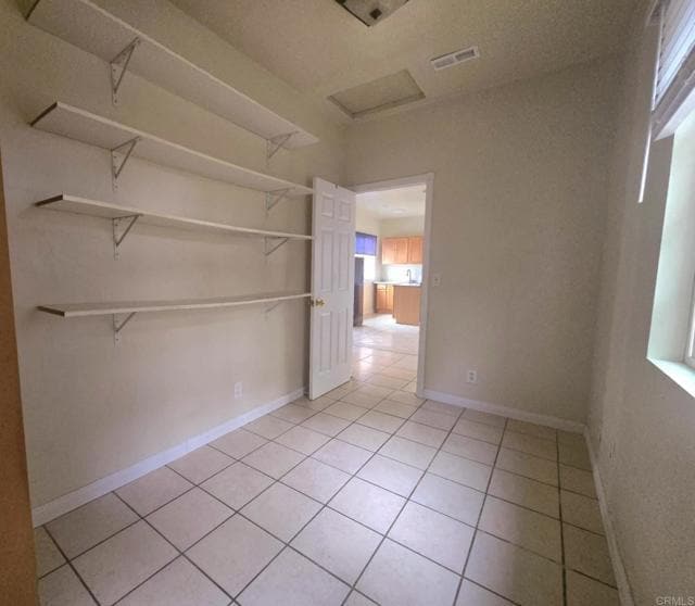Building Photo - 6805 Rolando Knolls Dr