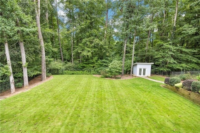 Building Photo - 225 Jayne Ellen Way