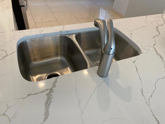 Building Photo - 13613 Tiverton Rd