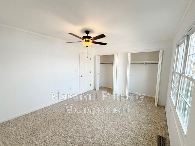 Building Photo - 101 Pendleton Ct