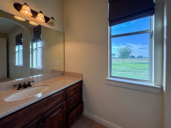 Building Photo - 1559 E Blackjack Rd E