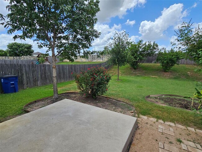 Building Photo - 13708 Loleta Way