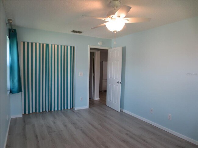 Building Photo - 1676 Caledonia Dr
