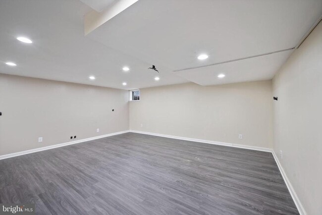 Building Photo - 1324 Pleasant Meadow Rd