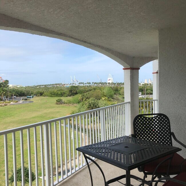 Building Photo - 8935 Puerto Del Rio Dr