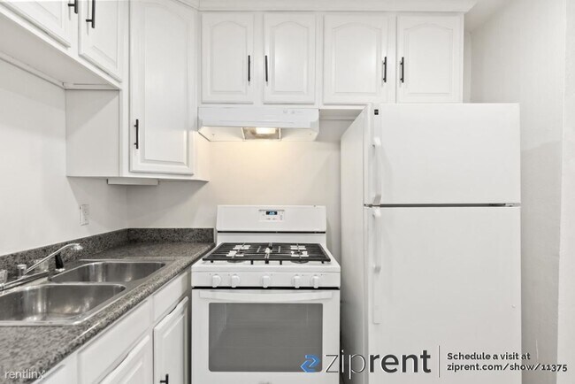 Building Photo - 3 br, 1 bath House - 669 33rd Street, Oakl...