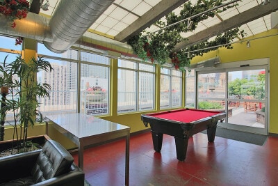 Building Photo - 69 E Lake St