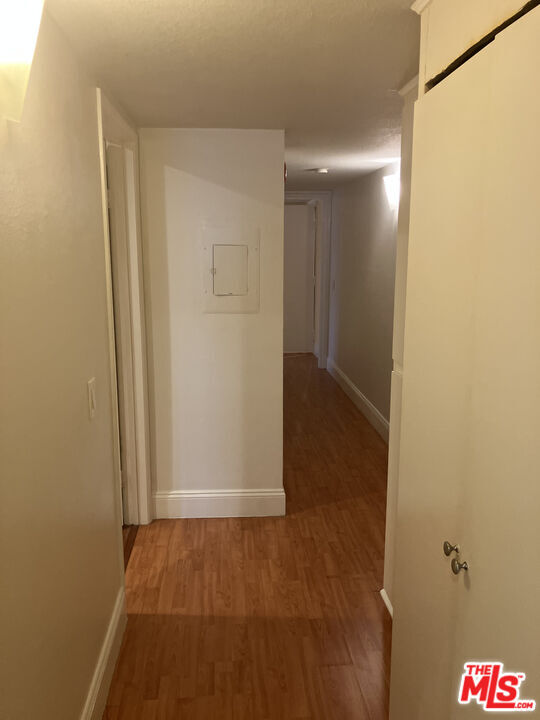 Building Photo - 698 S Berendo St