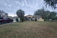 Building Photo - Belleview, FL — 3BR / 2BA Home w/ Garage + Fenced Yard!