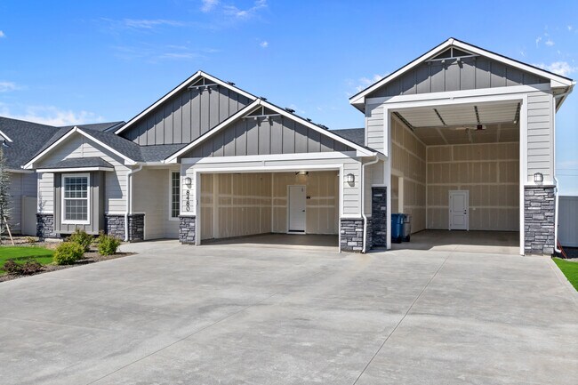 Building Photo - 8480 E Drover Loop