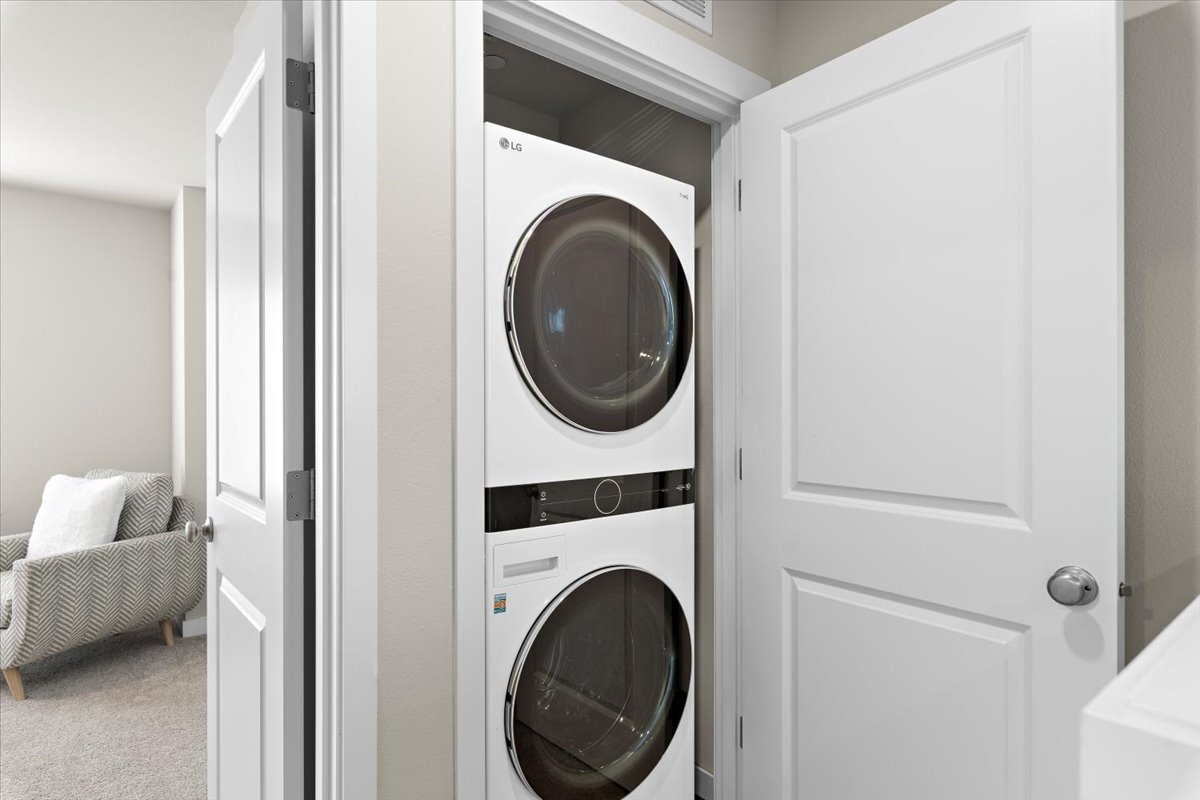 Building Photo - 9612 19th Ave SE