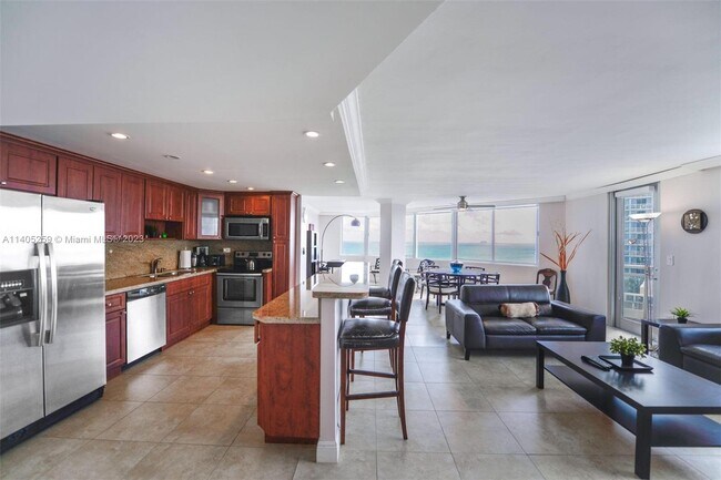 Building Photo - 7135 Collins Ave