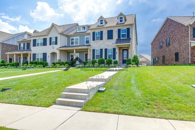 Building Photo - 714 Hahn Ct