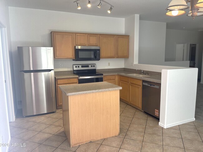 Building Photo - 30332 N Desert Willow Blvd