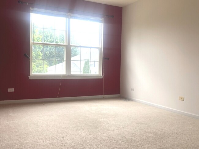 Building Photo - 1884 Fescue Dr
