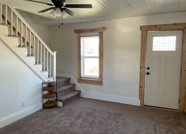 Building Photo - 111 Mohawk Ln